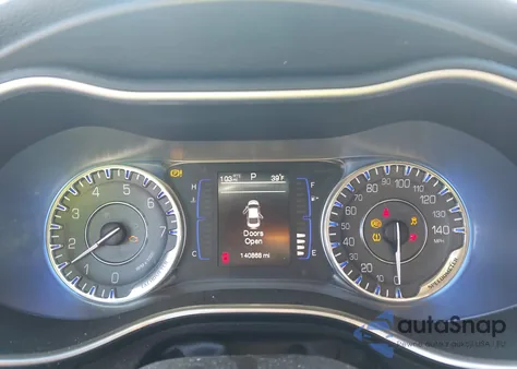 2015 Chrysler 200 Limited z USA, uszkodzony, nr VIN 1C3CCCAB6FN701552